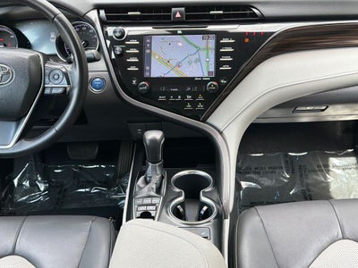 2019 Toyota Camry Hybrid XLE