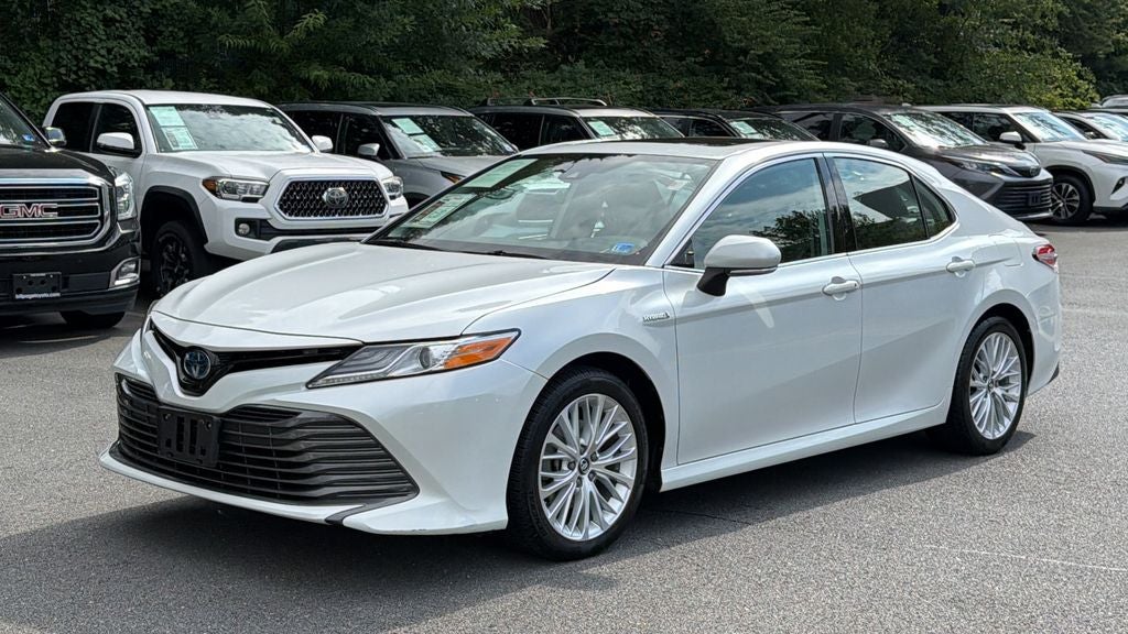2019 Toyota Camry Hybrid XLE