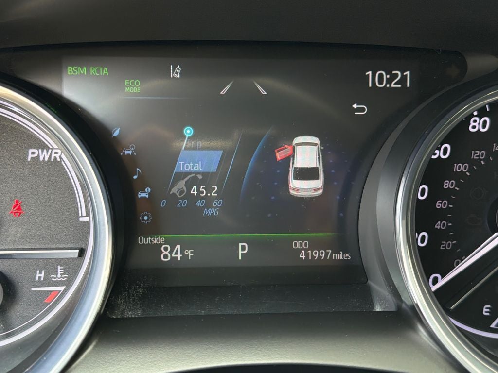 2019 Toyota Camry Hybrid XLE
