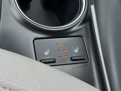 2019 Toyota Camry Hybrid XLE