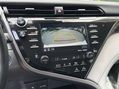2019 Toyota Camry Hybrid XLE
