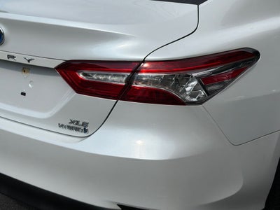 2019 Toyota Camry Hybrid XLE