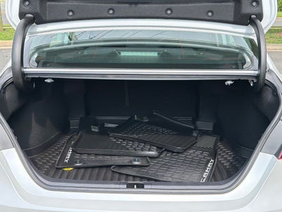 2019 Toyota Camry Hybrid XLE