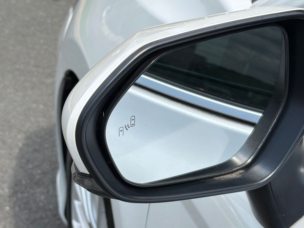 2019 Toyota Camry Hybrid XLE
