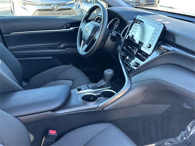 2021 Toyota Camry Hybrid LE