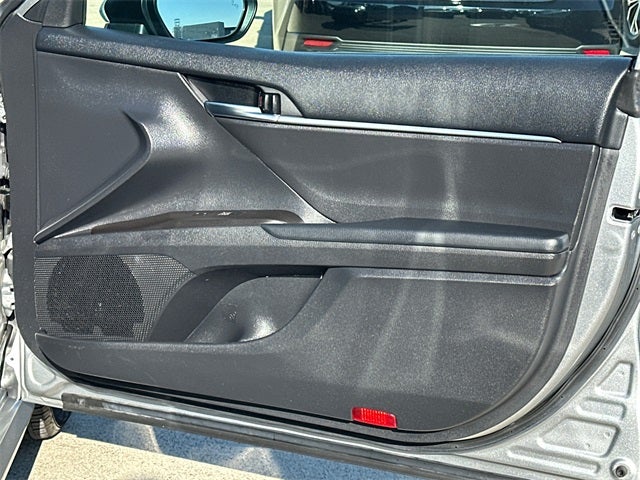 2021 Toyota Camry Hybrid LE