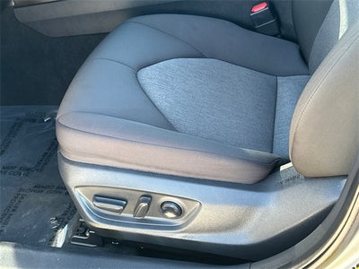 2021 Toyota Camry Hybrid LE