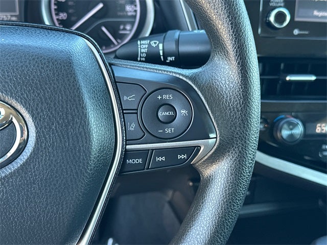 2021 Toyota Camry Hybrid LE