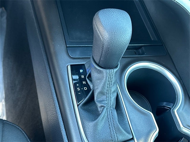 2021 Toyota Camry Hybrid LE