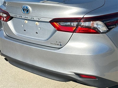 2021 Toyota Camry Hybrid LE