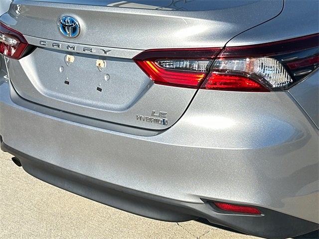 2021 Toyota Camry Hybrid LE