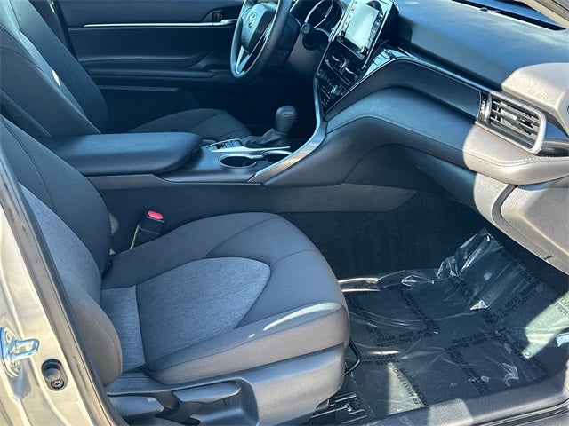 2021 Toyota Camry Hybrid LE