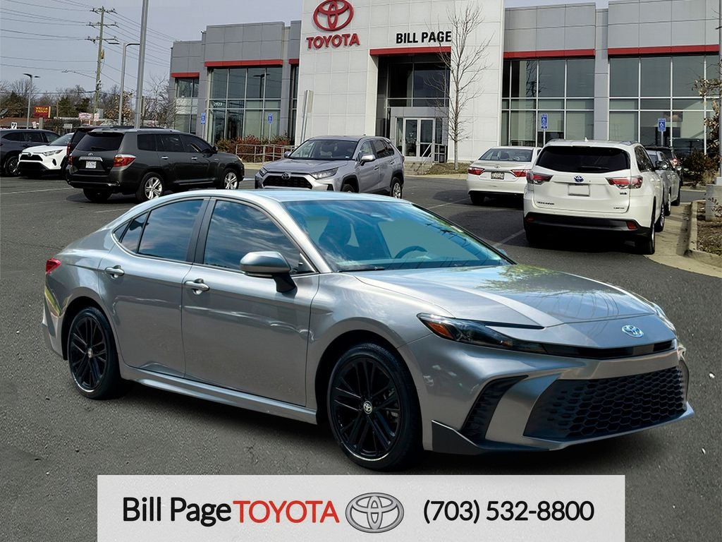 2025 Toyota Camry SE
