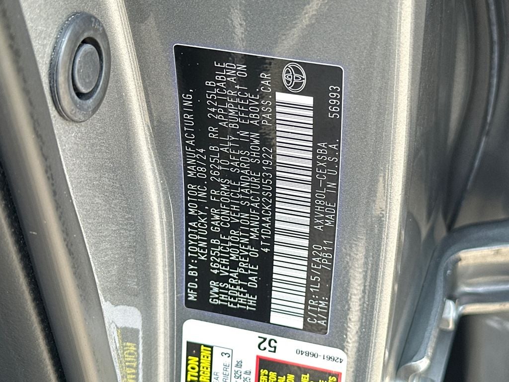 2025 Toyota Camry SE