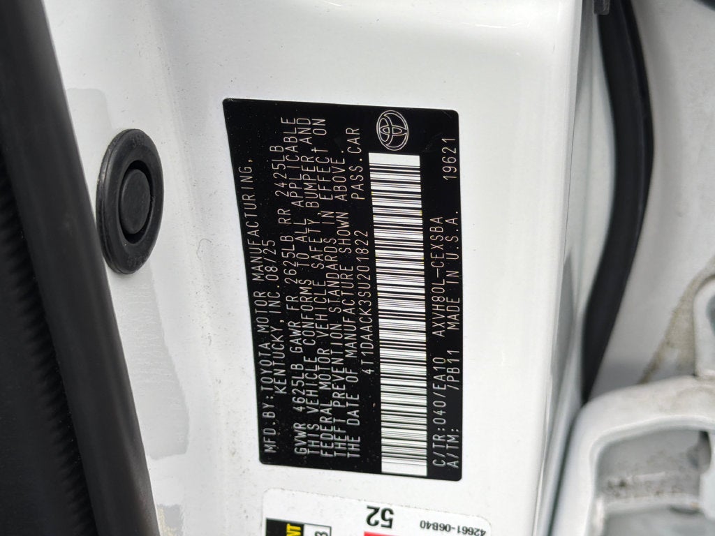 2025 Toyota Camry SE