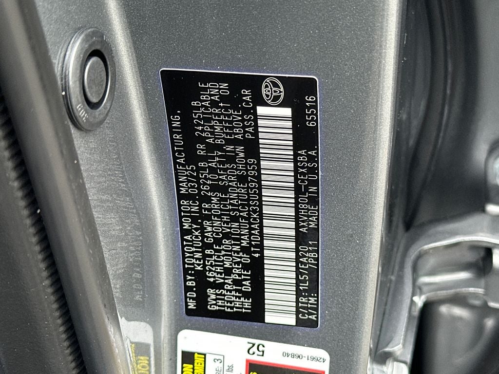 2025 Toyota Camry SE