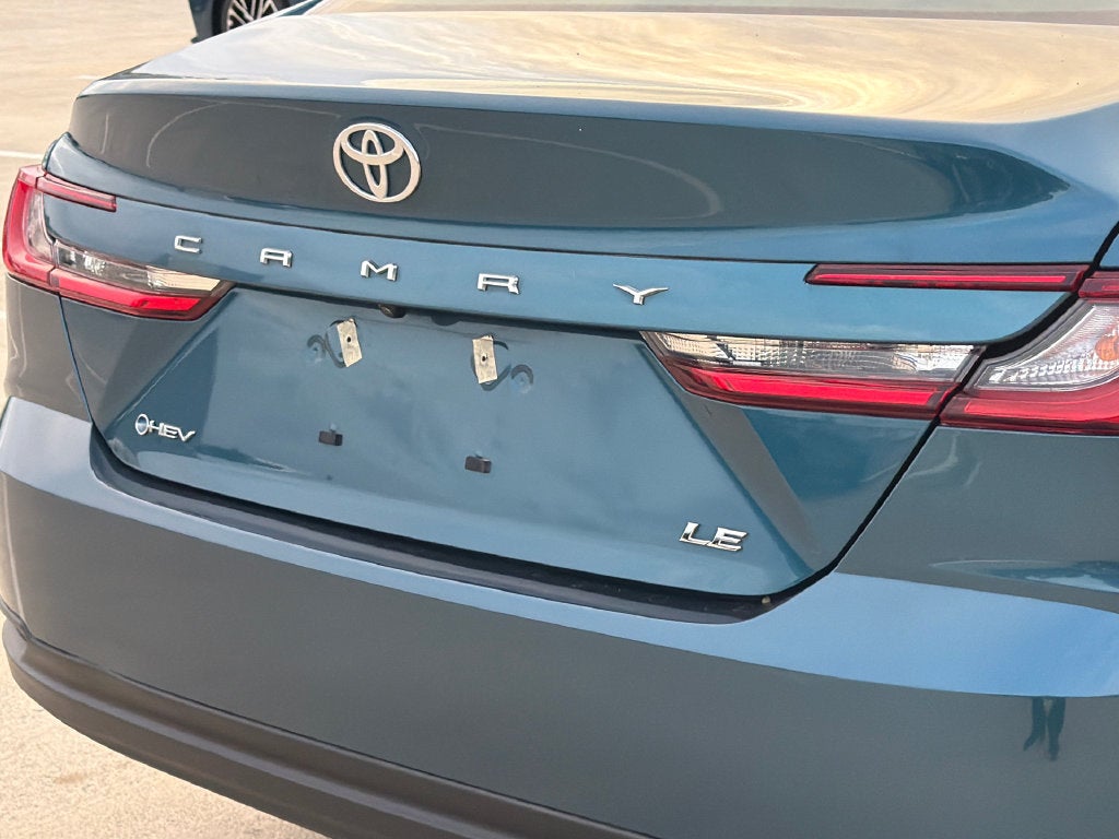 2025 Toyota Camry LE