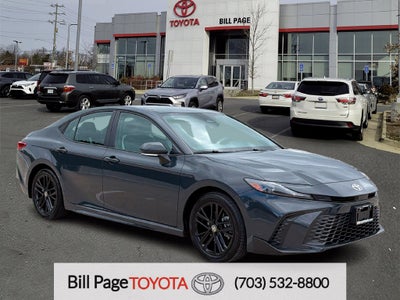 2025 Toyota Camry SE
