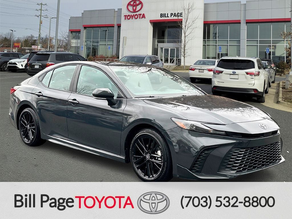 2025 Toyota Camry SE