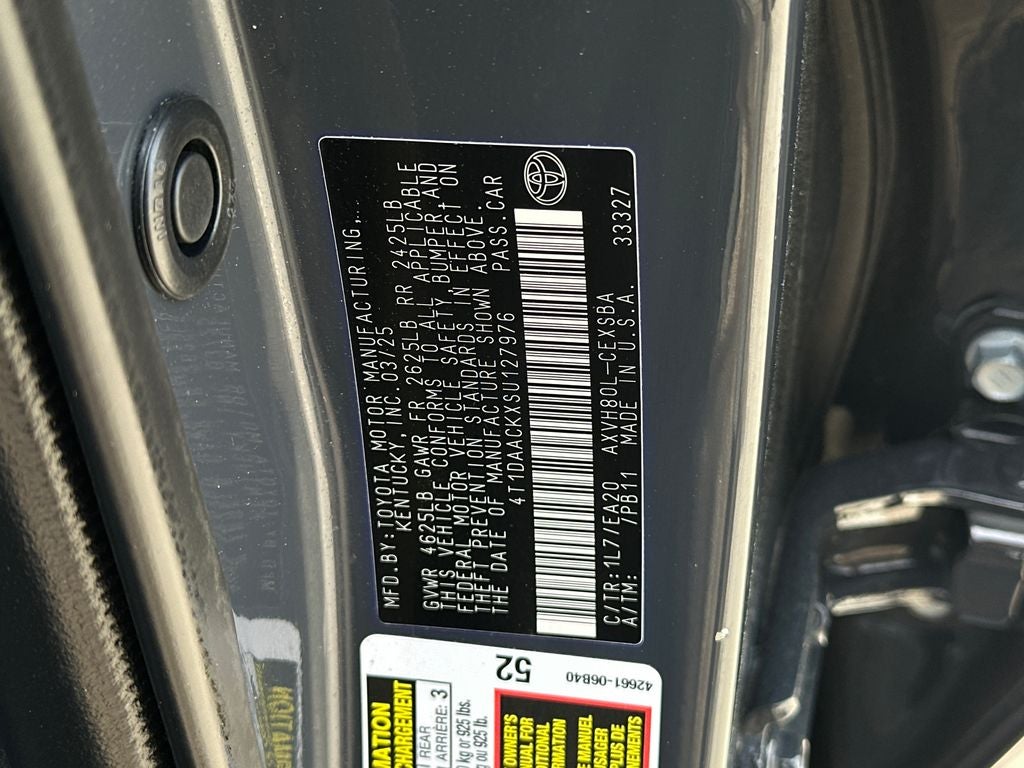2025 Toyota Camry SE