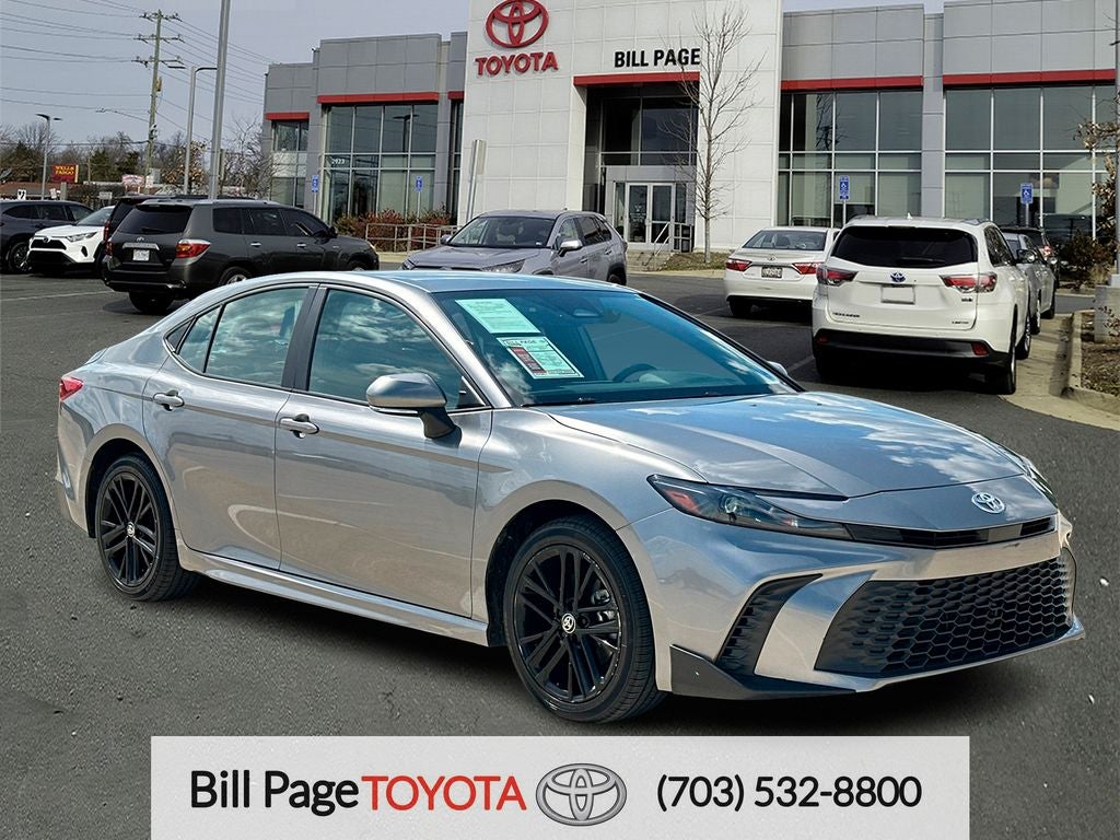 2025 Toyota Camry SE