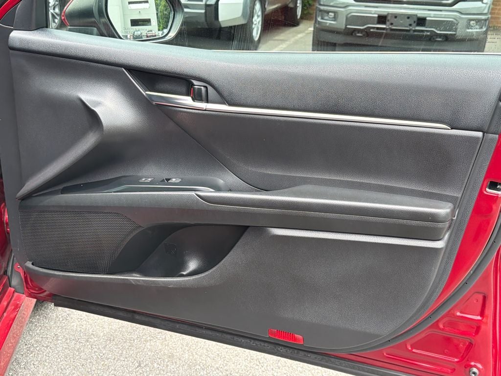 2020 Toyota Camry Hybrid LE