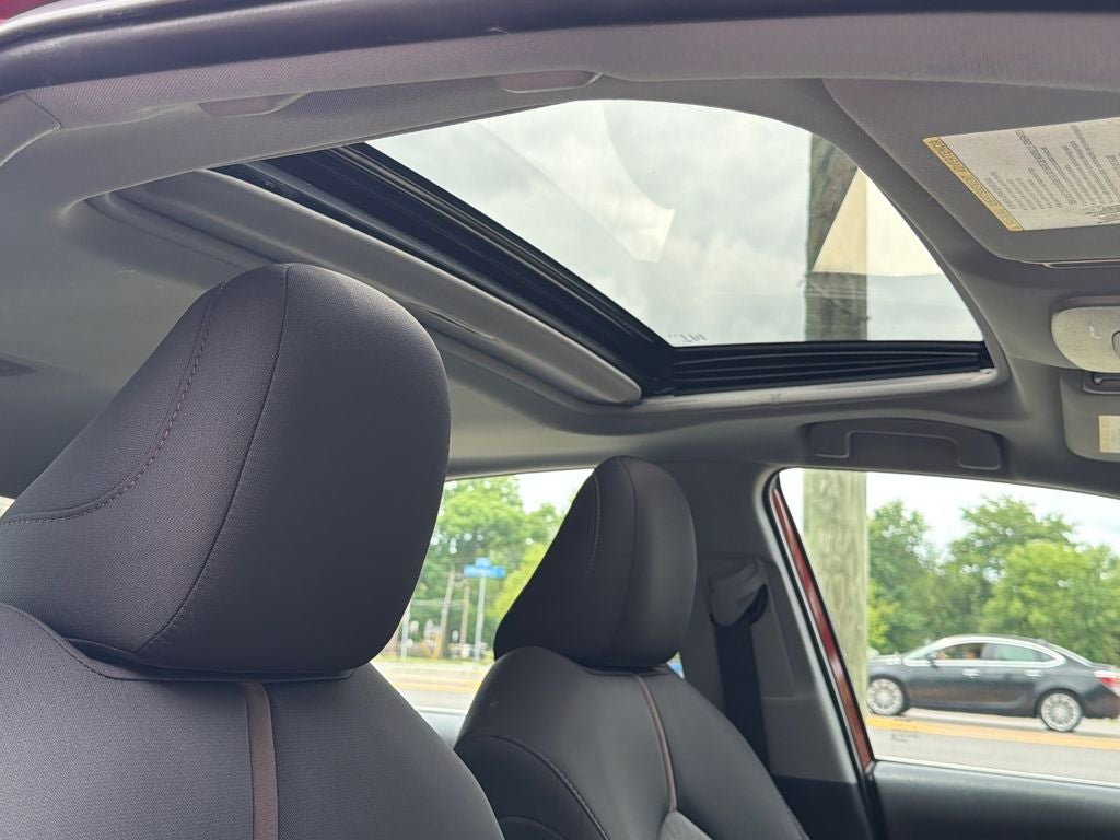 2020 Toyota Camry Hybrid LE