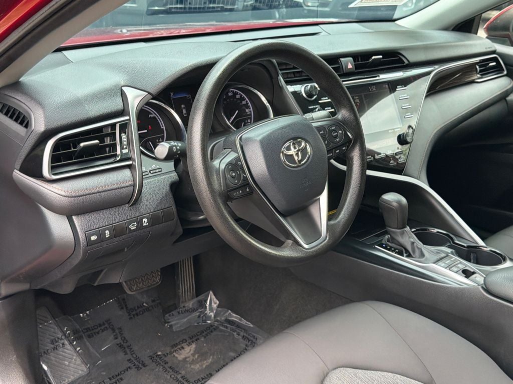 2020 Toyota Camry Hybrid LE