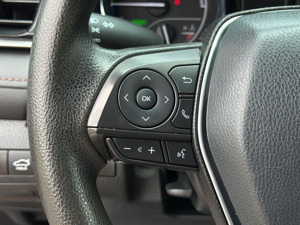 2020 Toyota Camry Hybrid LE