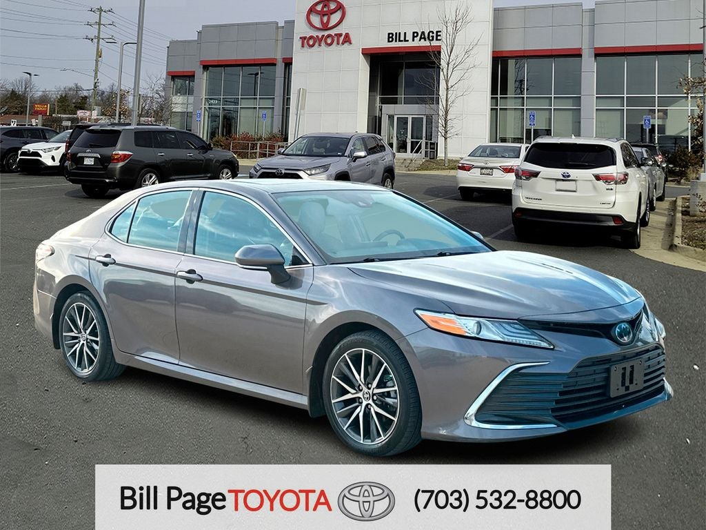 2023 Toyota Camry Hybrid XLE