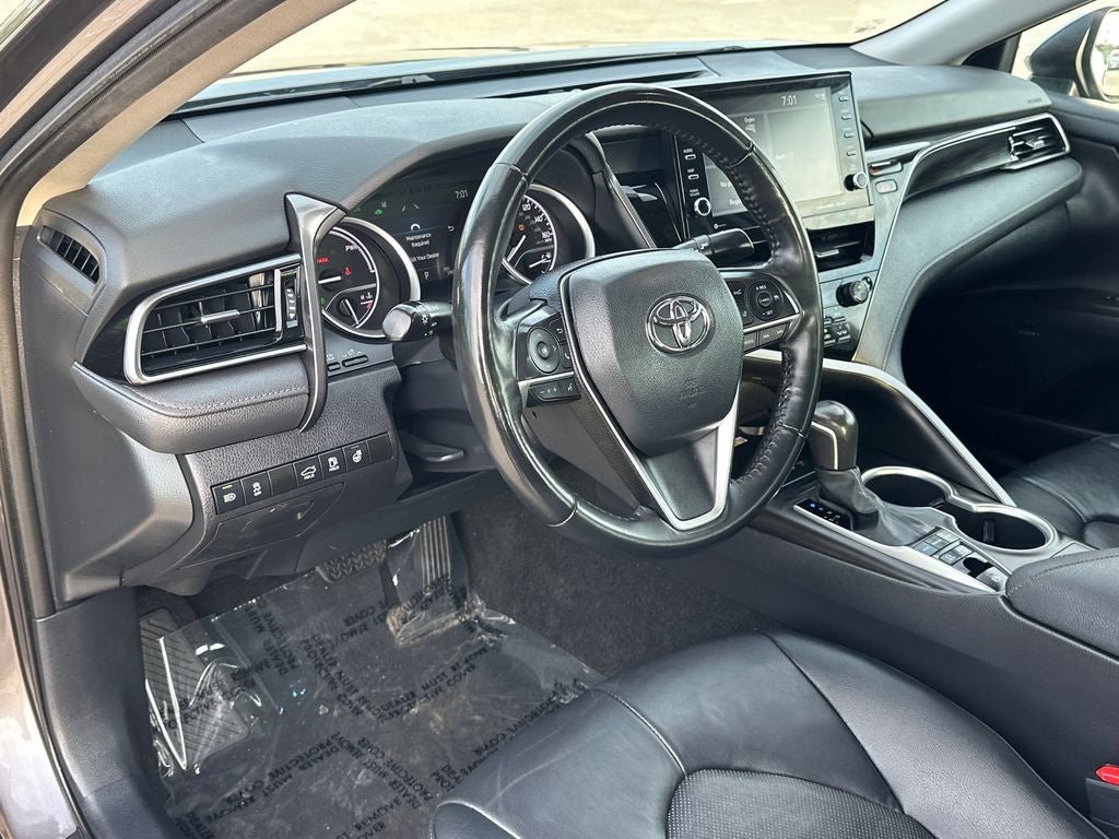 2023 Toyota Camry Hybrid XLE