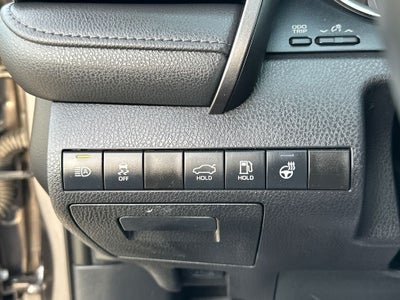 2023 Toyota Camry Hybrid XLE