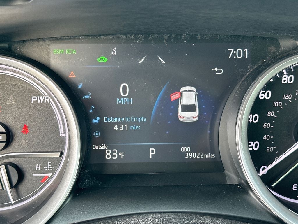 2023 Toyota Camry Hybrid XLE