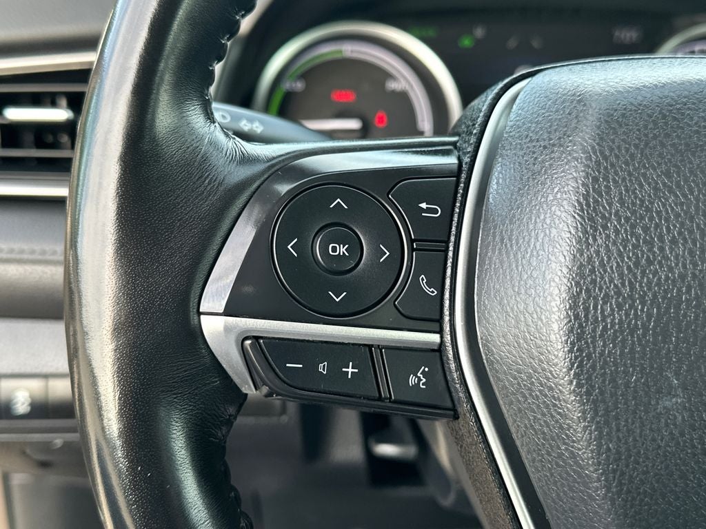 2023 Toyota Camry Hybrid XLE