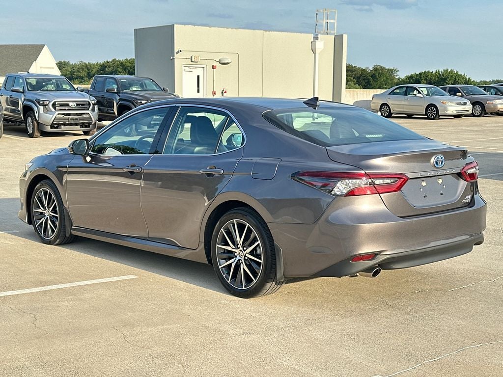 2023 Toyota Camry Hybrid XLE