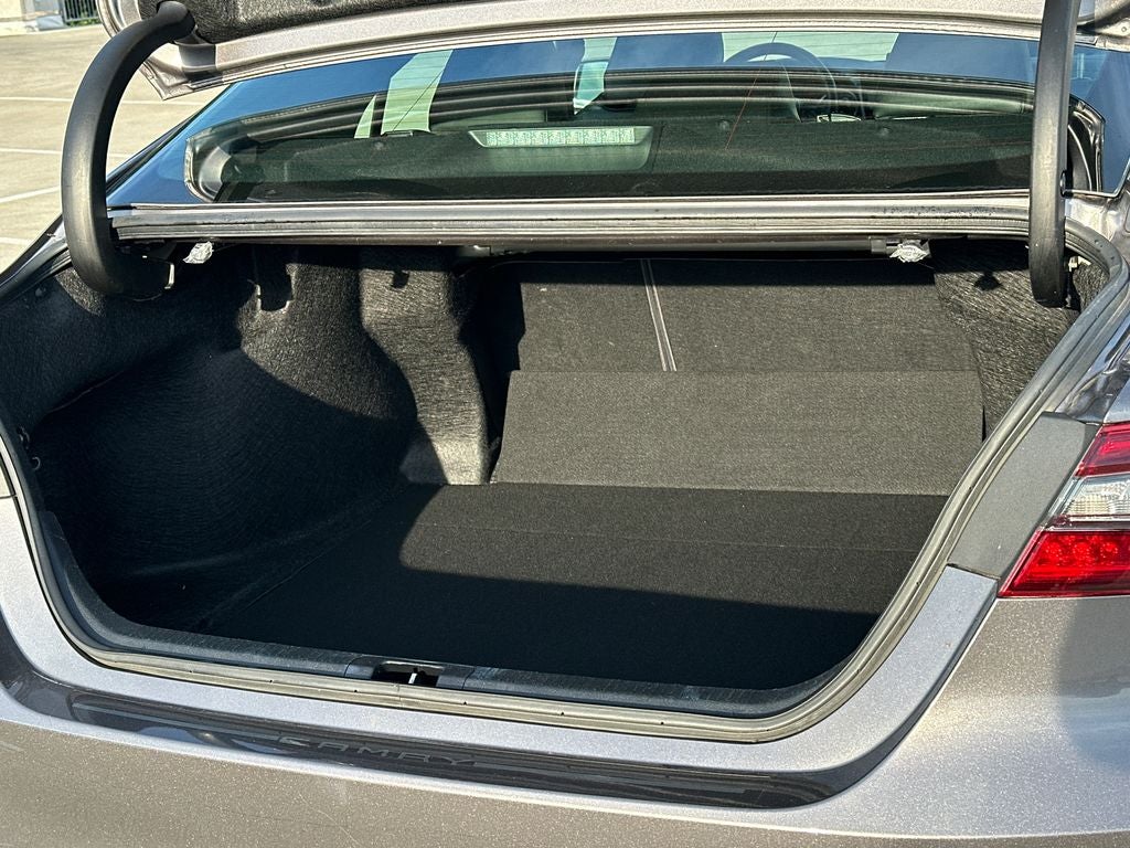 2023 Toyota Camry Hybrid XLE
