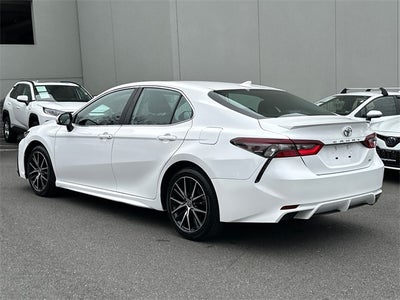 2024 Toyota Camry SE