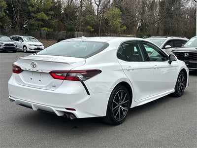 2024 Toyota Camry SE