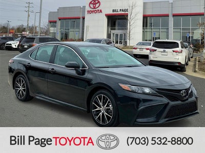 2024 Toyota Camry SE