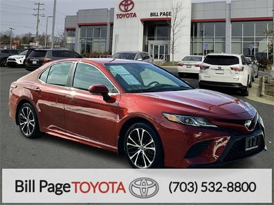 2020 Toyota Camry SE