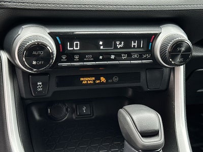 2022 Toyota RAV4 Hybrid LE