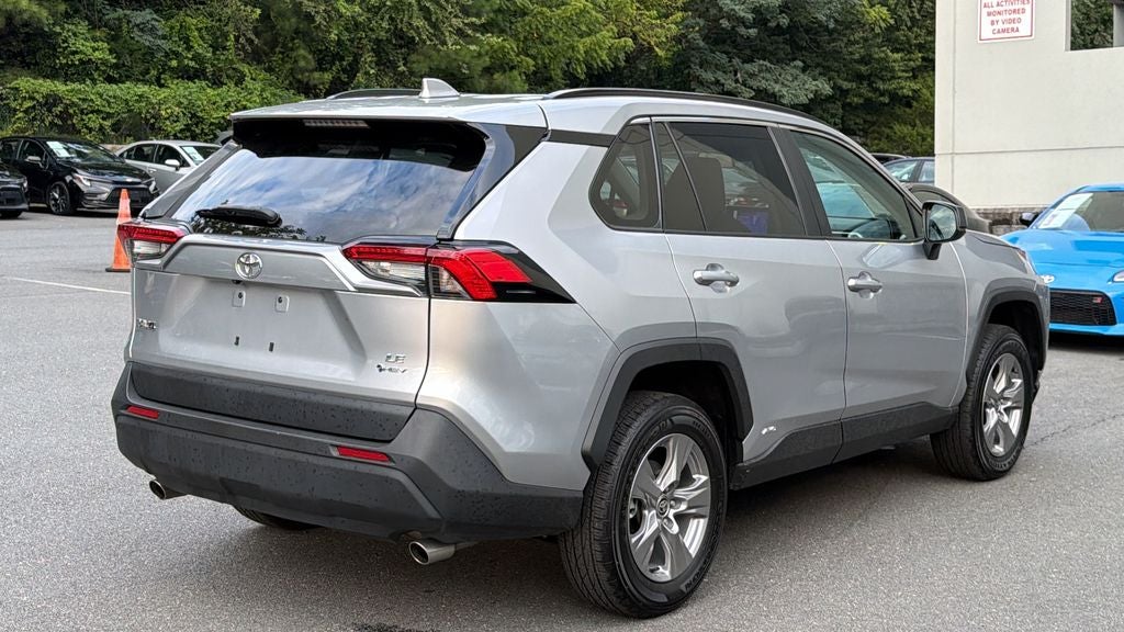 2025 Toyota RAV4 Hybrid LE
