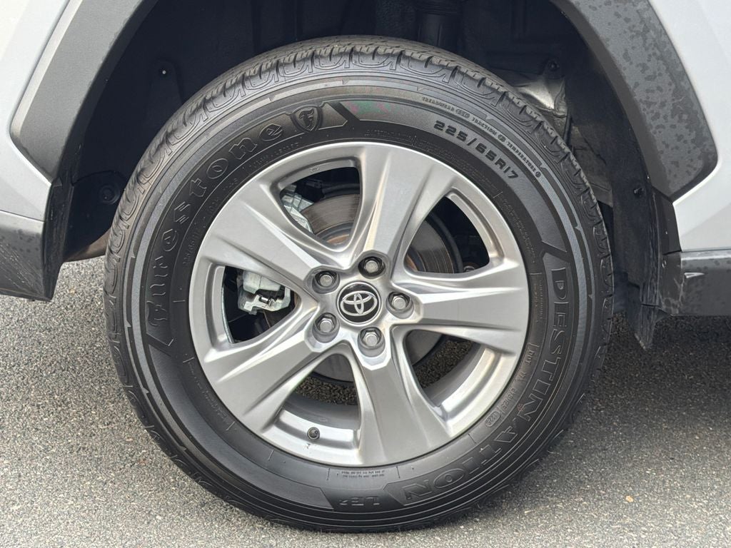 2025 Toyota RAV4 Hybrid LE