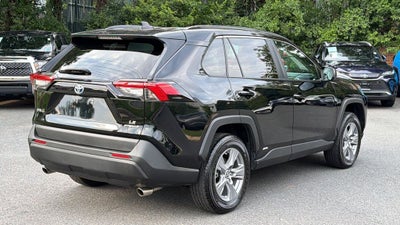 2022 Toyota RAV4 Hybrid LE
