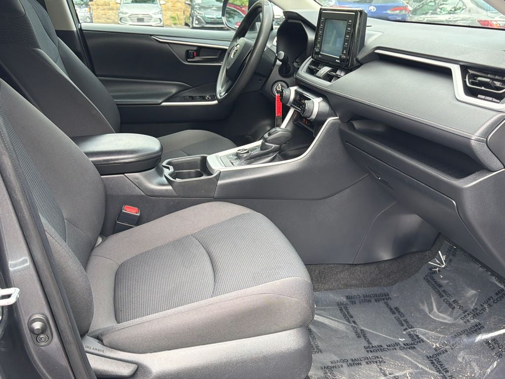 2021 Toyota RAV4 Hybrid LE
