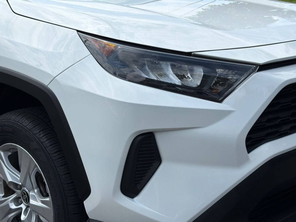 2021 Toyota RAV4 Hybrid LE