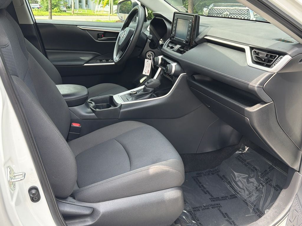 2021 Toyota RAV4 Hybrid LE