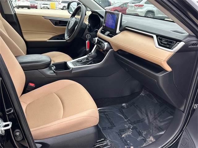 2023 Toyota RAV4 Hybrid LE