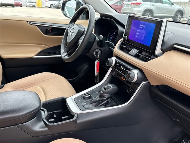 2023 Toyota RAV4 Hybrid LE