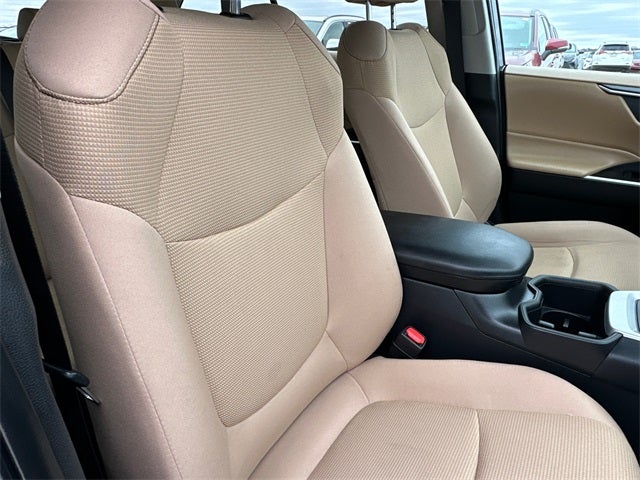 2023 Toyota RAV4 Hybrid LE